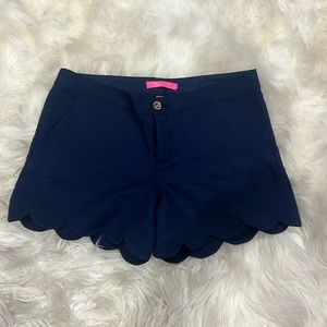 Navy short shorts with detail on the hem, great condition